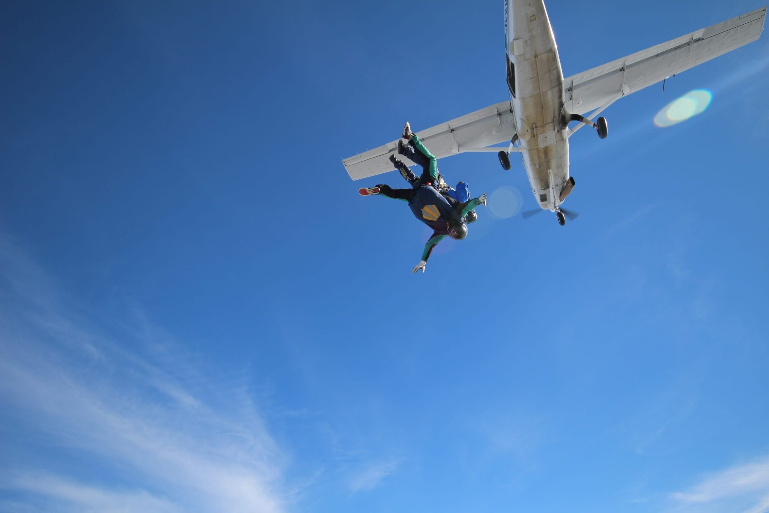 Bien préparer son premier saut en parachute